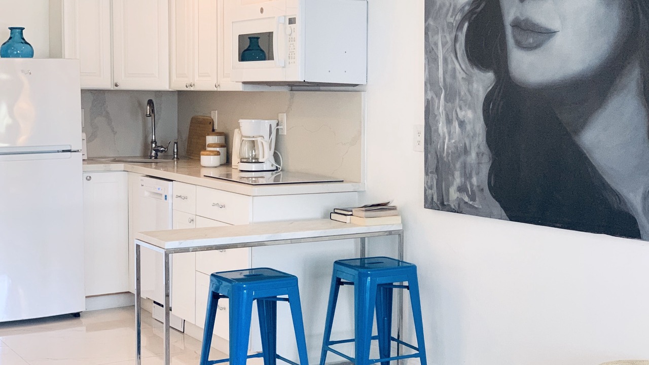 Photo of Kitchen in Flamingo/Lummus