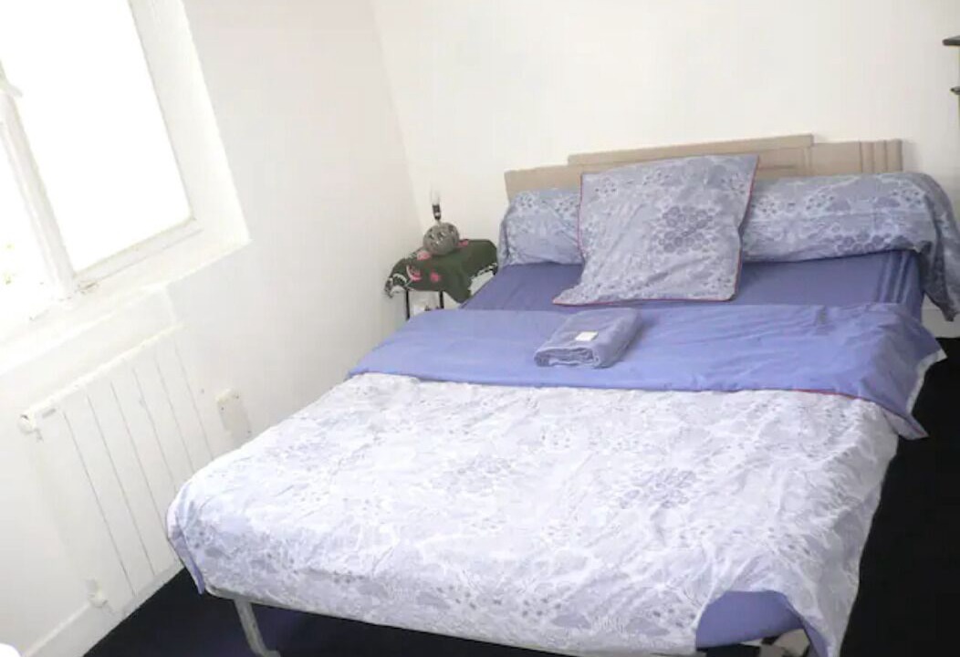 Photo of Bedroom in Le Mesnil-Esnard