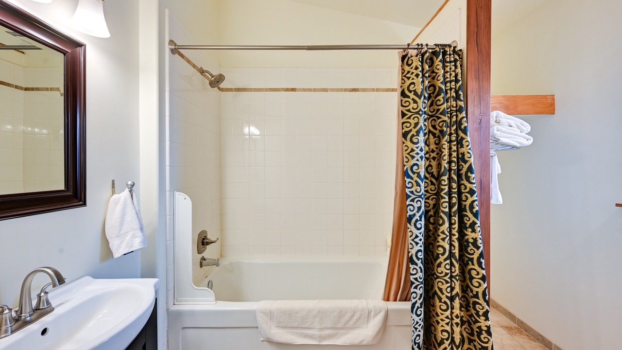 Photo of Bathroom in Crestone