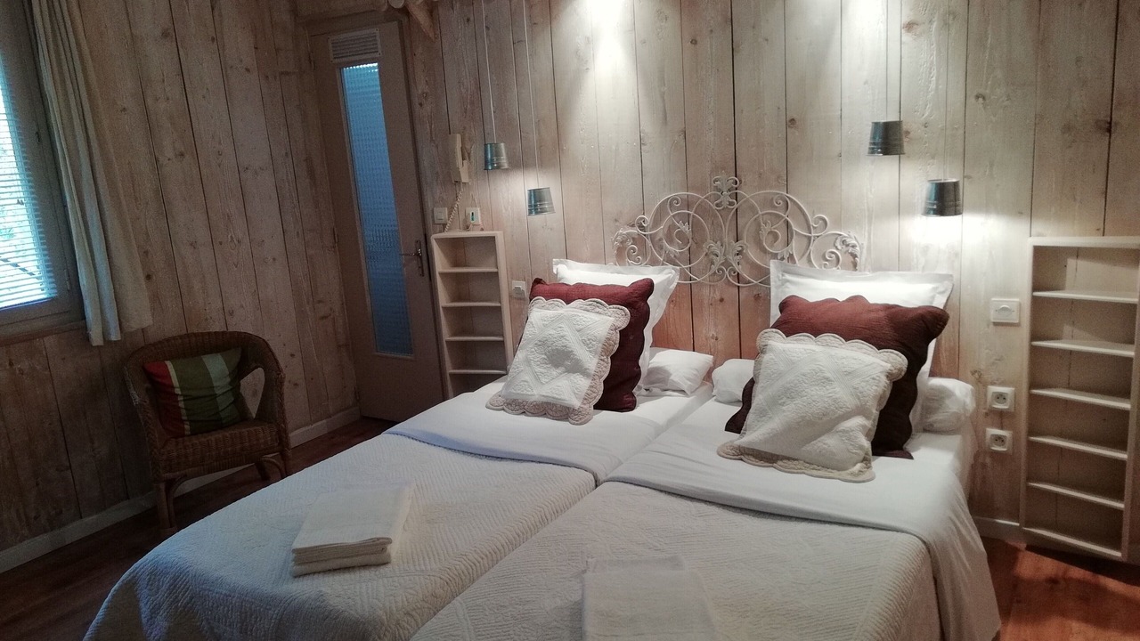 Photo of Bedroom in Casteil