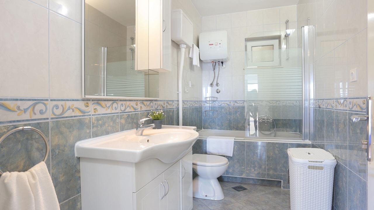 Photo of Bathroom in Brela