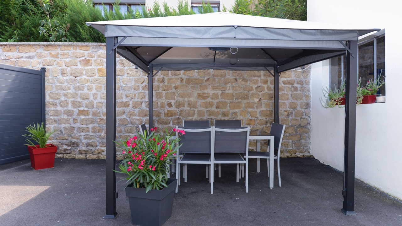 Photo of Outdoor in Sedan