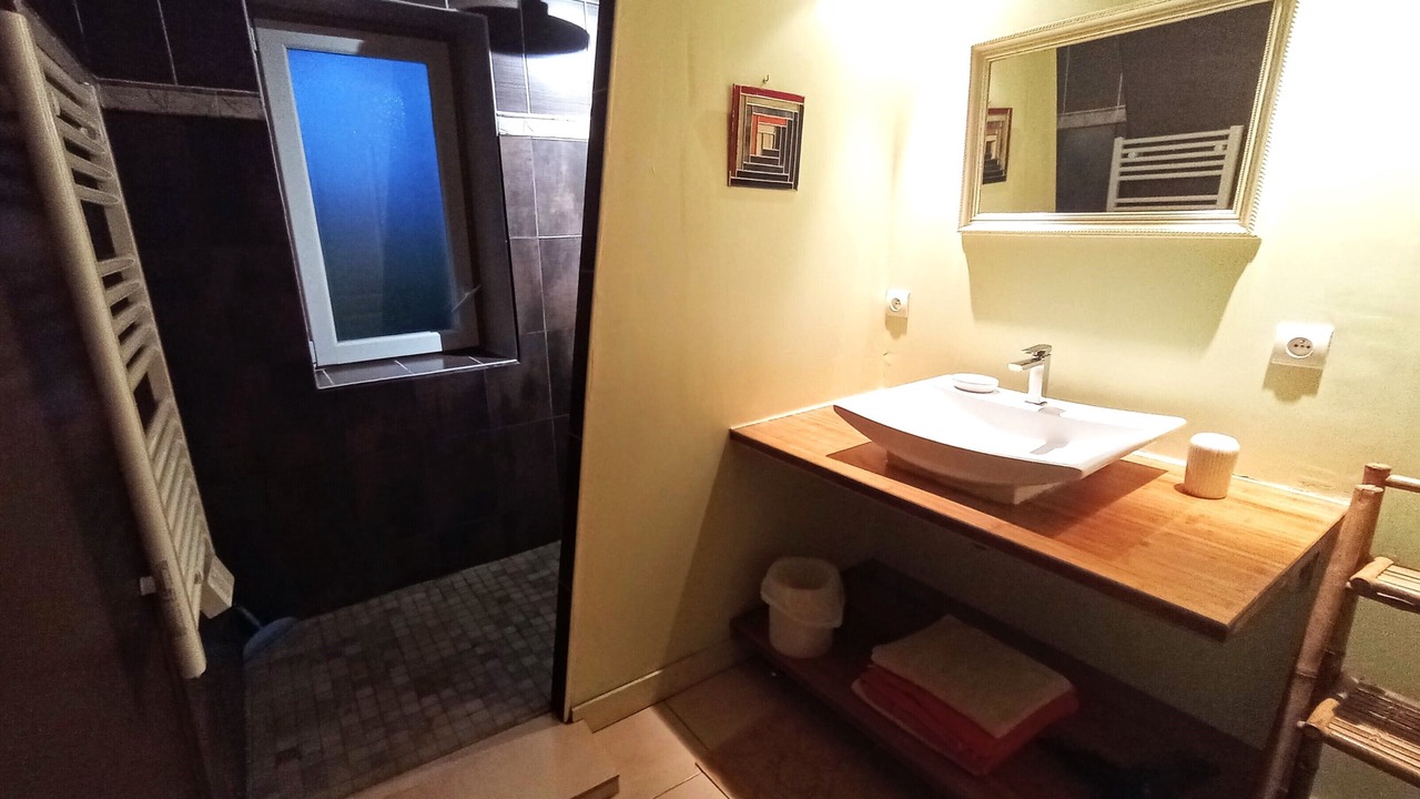 Photo of Bathroom in Savigne-sous-le-Lude