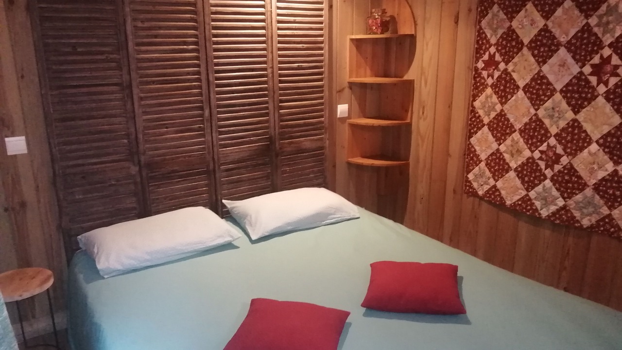 Photo of Bedroom in Savigne-sous-le-Lude