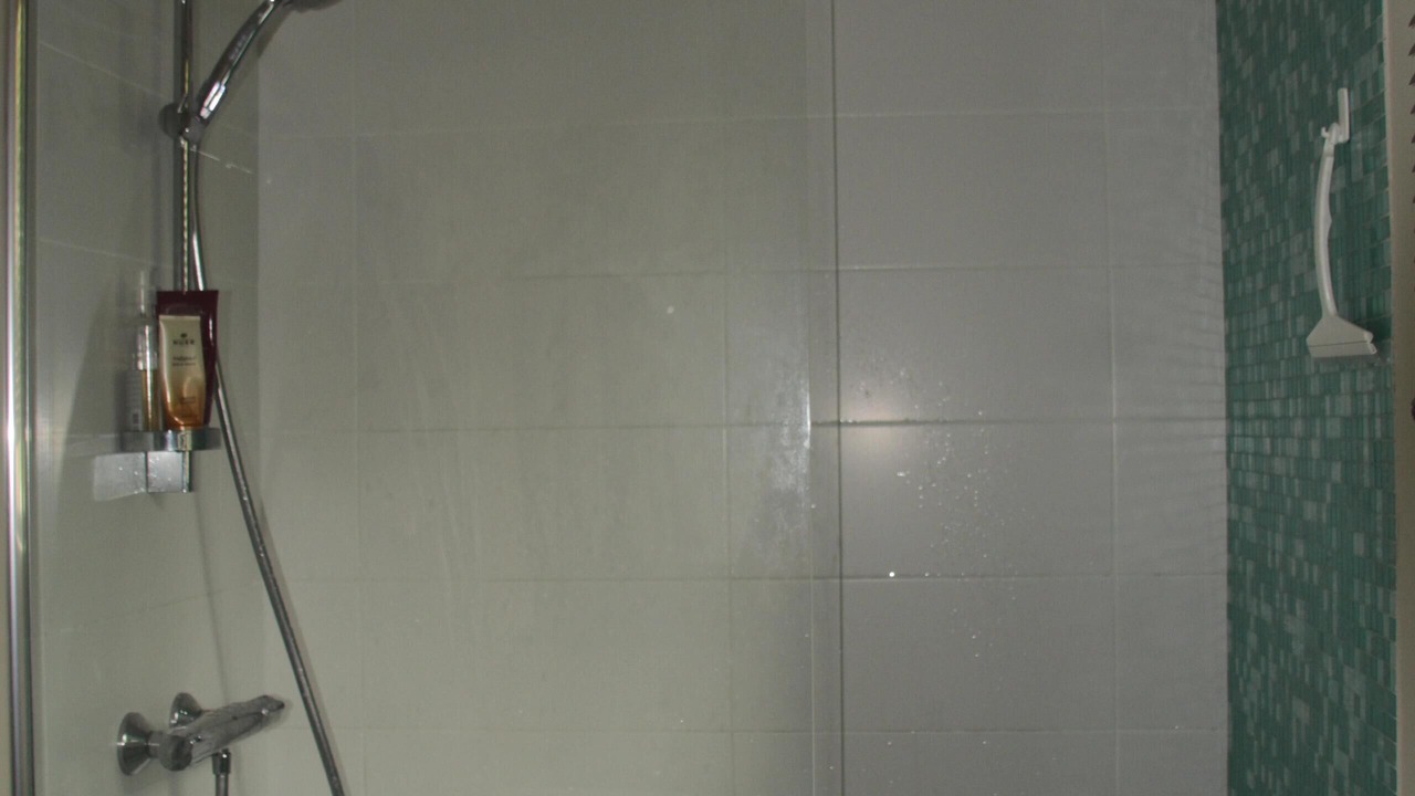 Photo of Bathroom in Lancieux