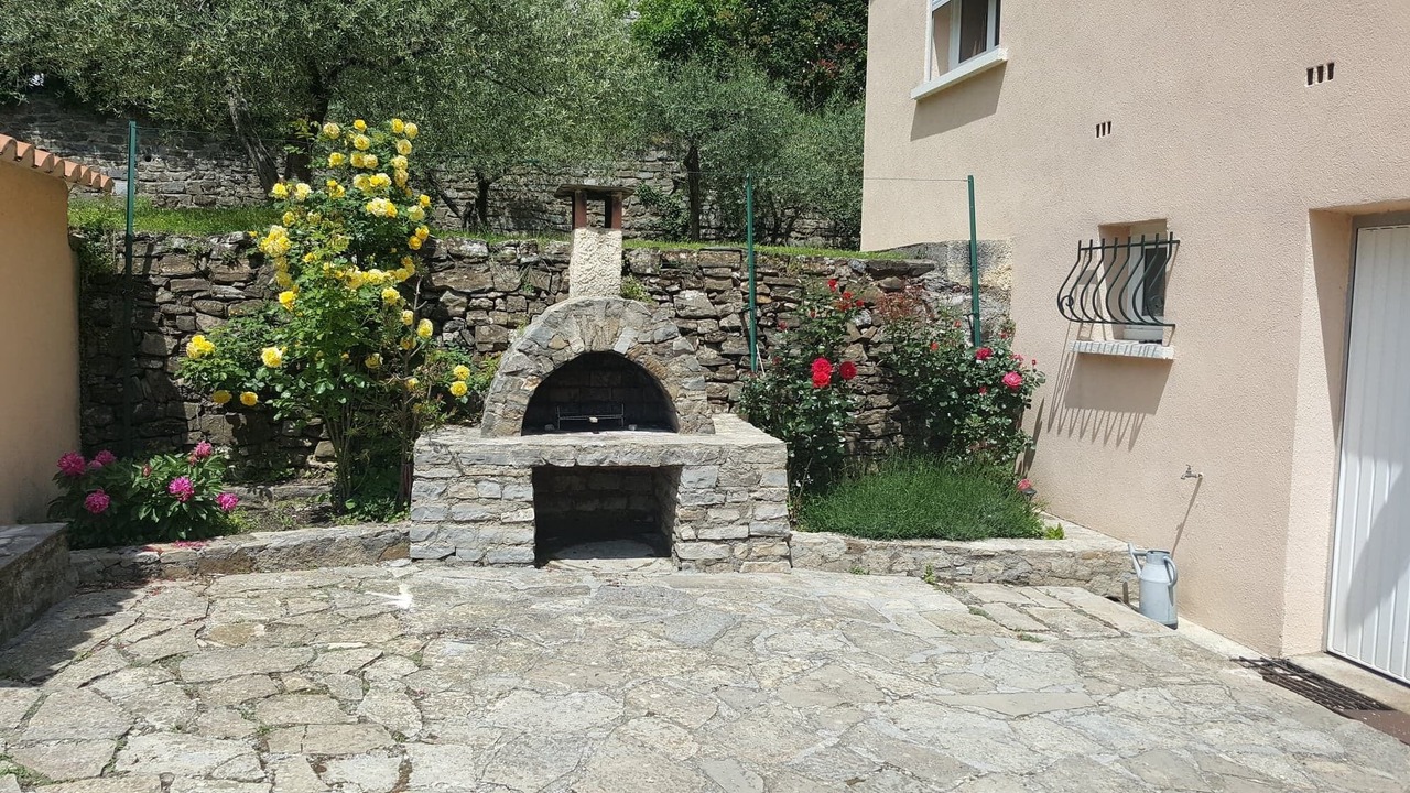 Photo of Patio Balcony in Anduze