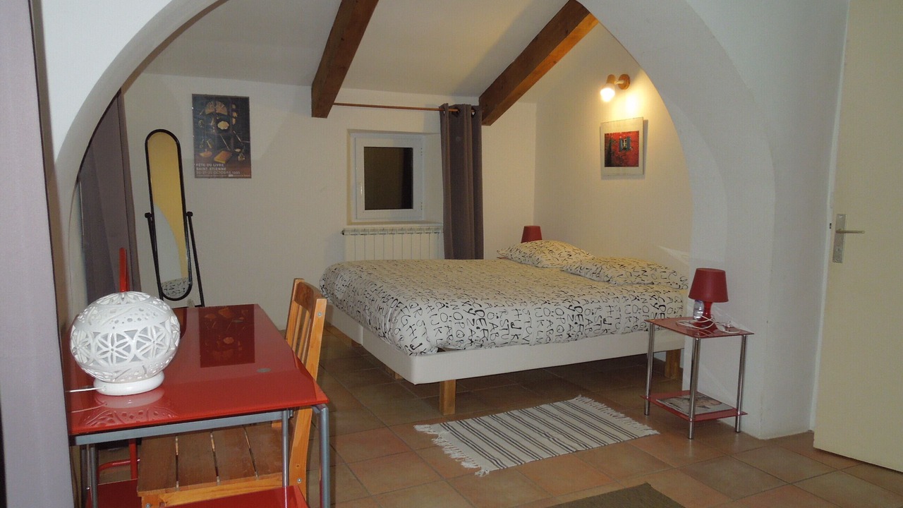 Photo of Bedroom in Montoulieu