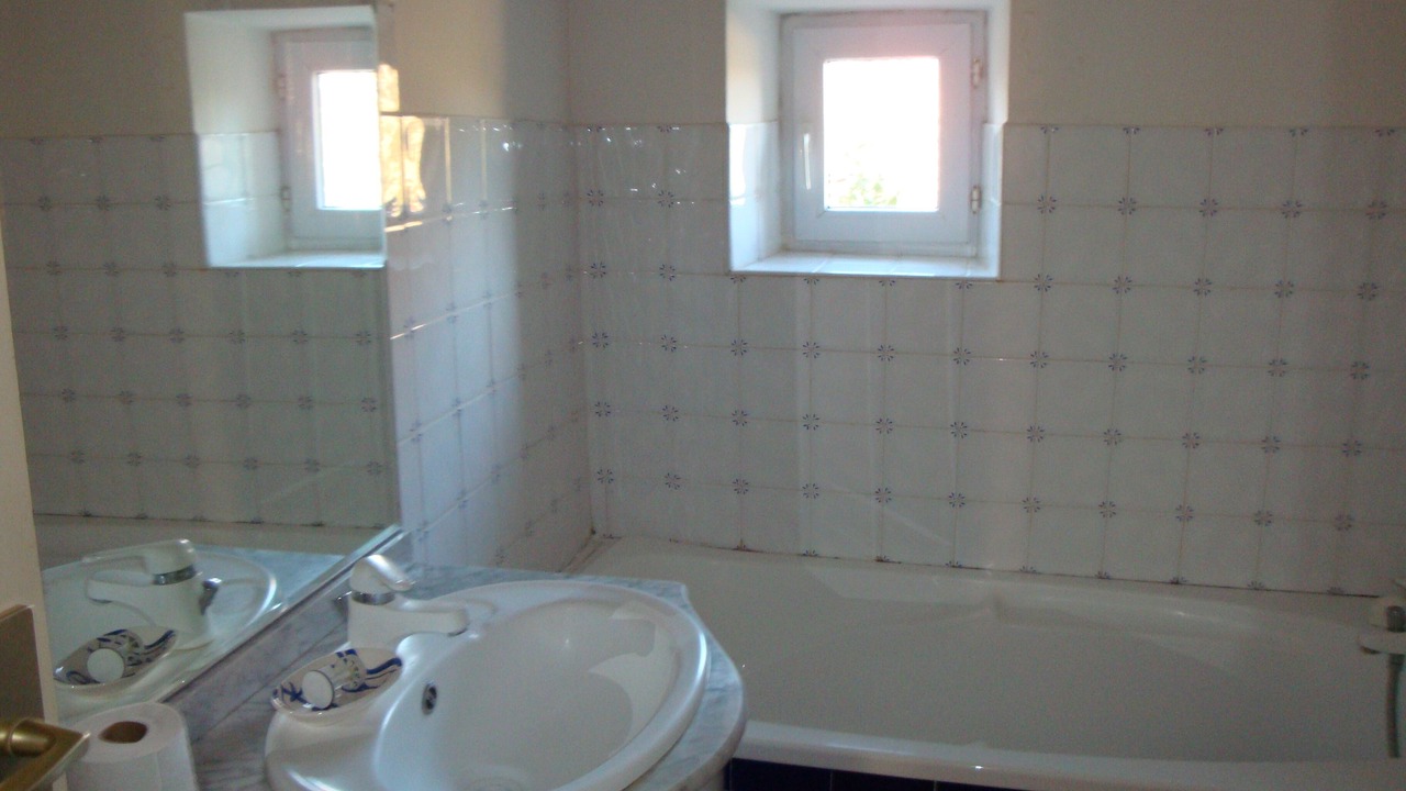 Photo of Bathroom in Montoulieu
