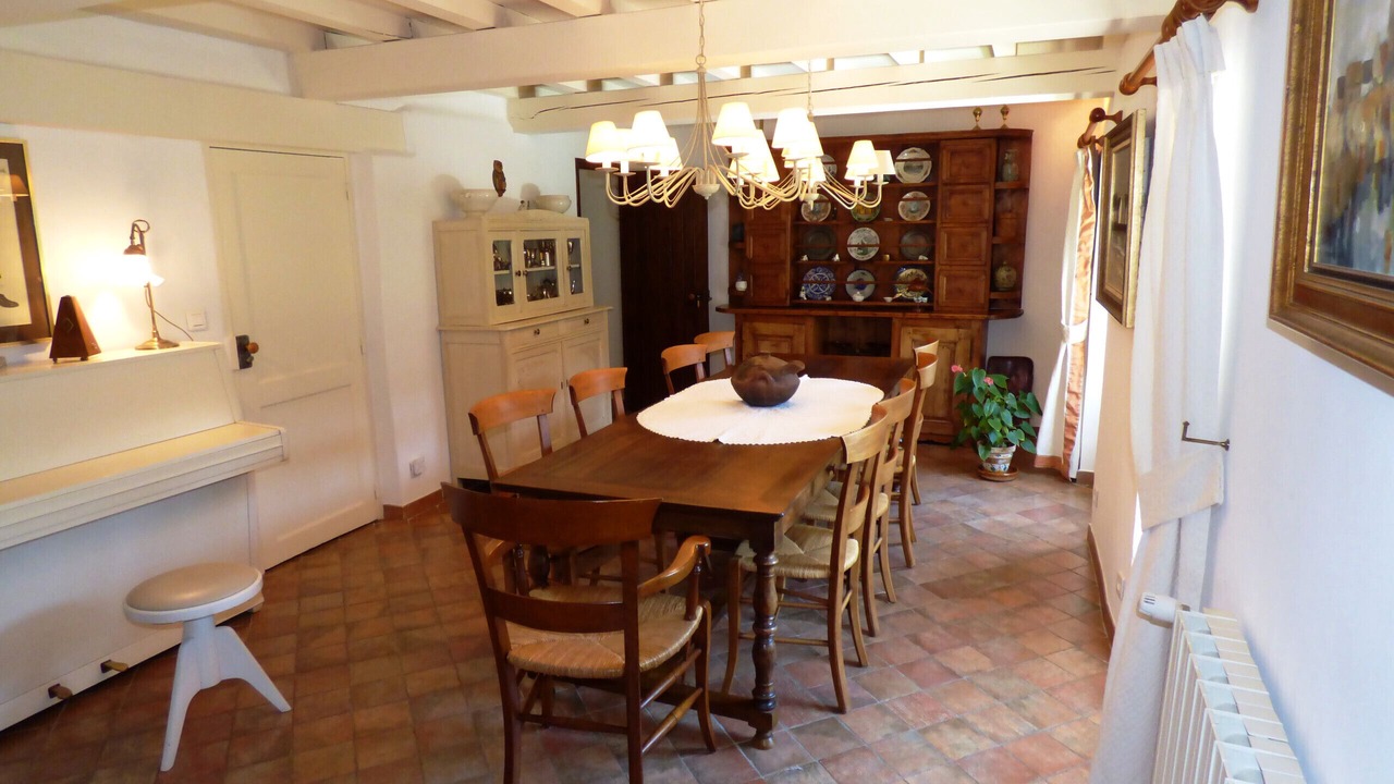 Photo of Outdoor in Orgon