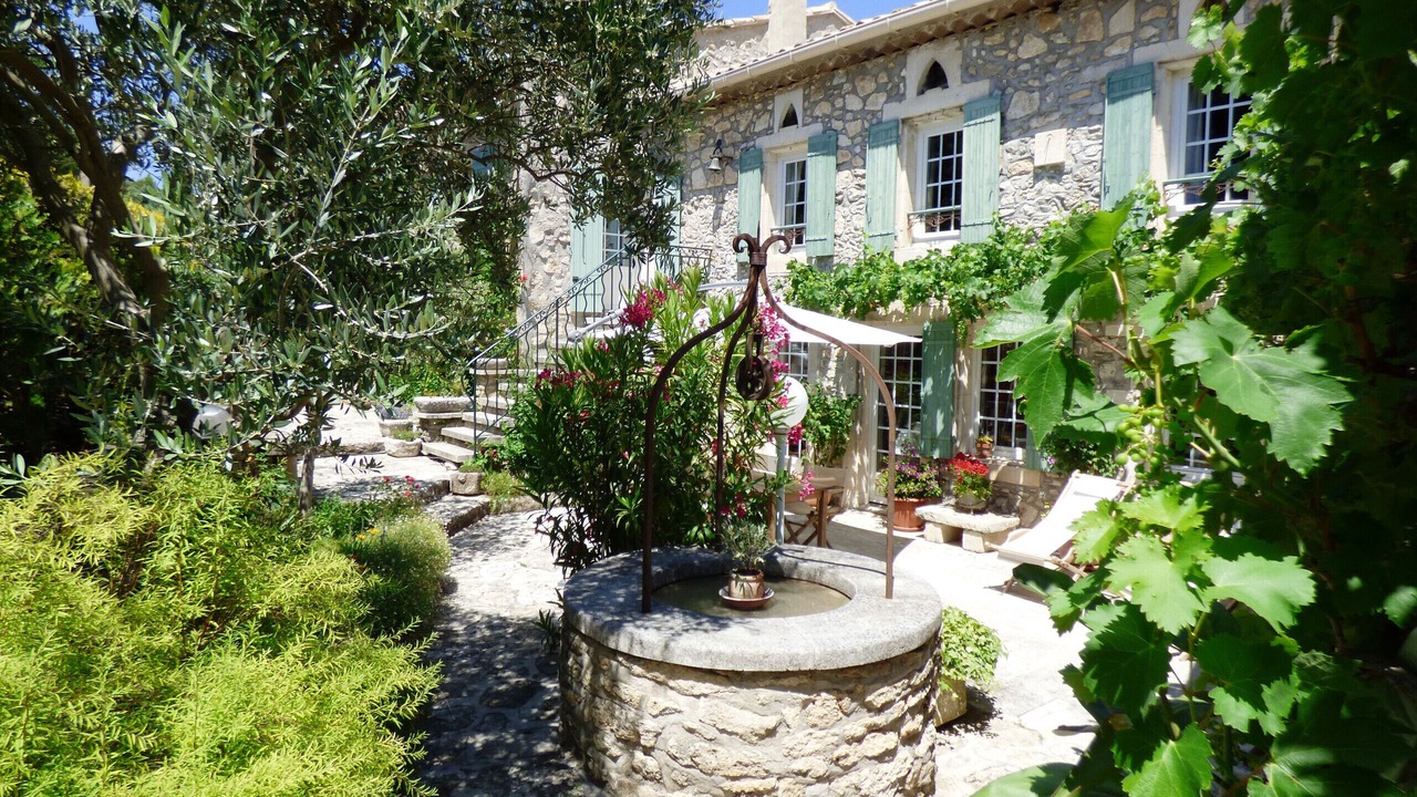 Photo of Outdoor in Orgon