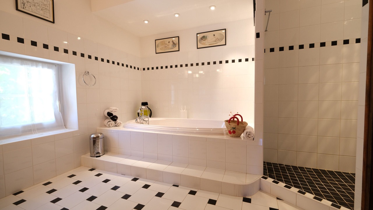 Photo of Outdoor in Orgon