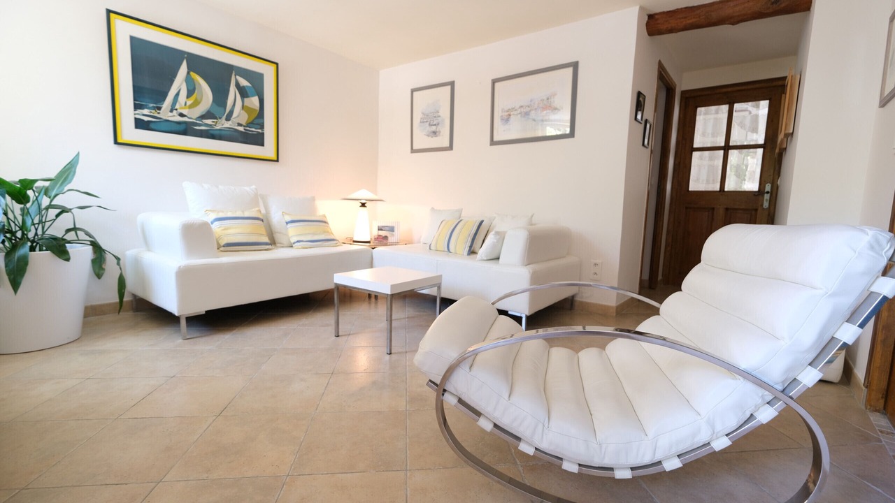 Photo of Outdoor in Orgon