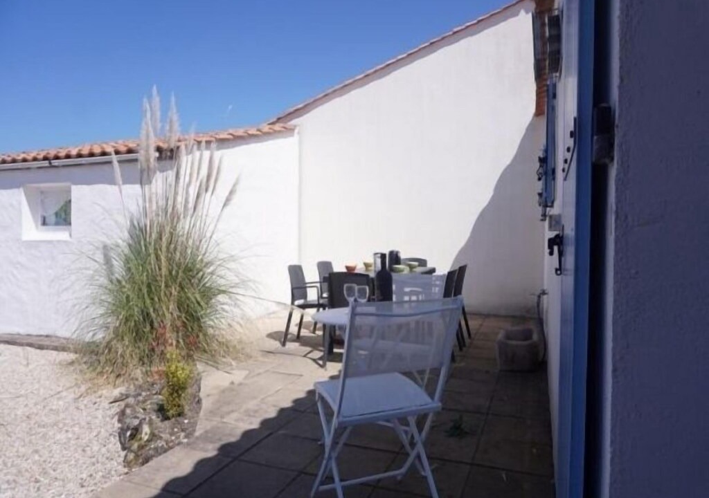 Photo of Patio Balcony in L'Epine