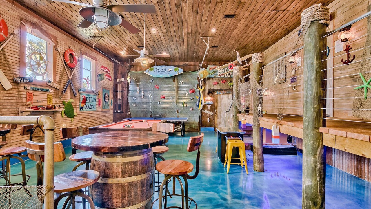 Photo of Others in Holiday Isle