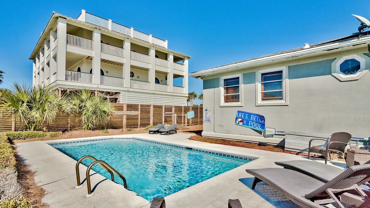 Photo of Others in Holiday Isle