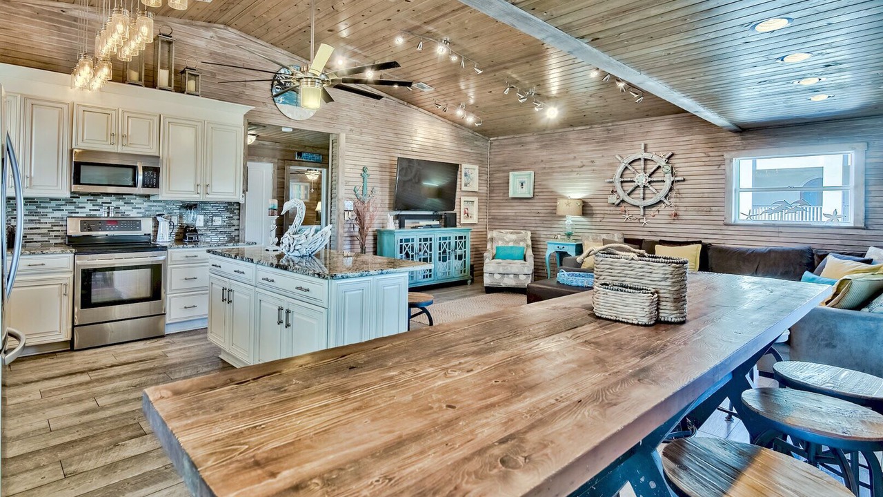 Photo of Others in Holiday Isle