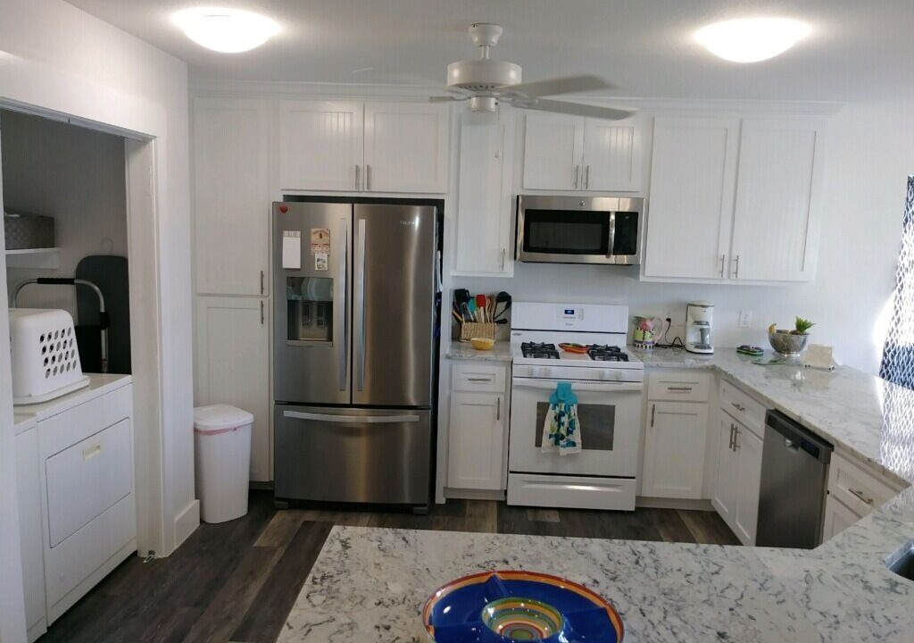 Photo of Kitchen in City-by-the Sea