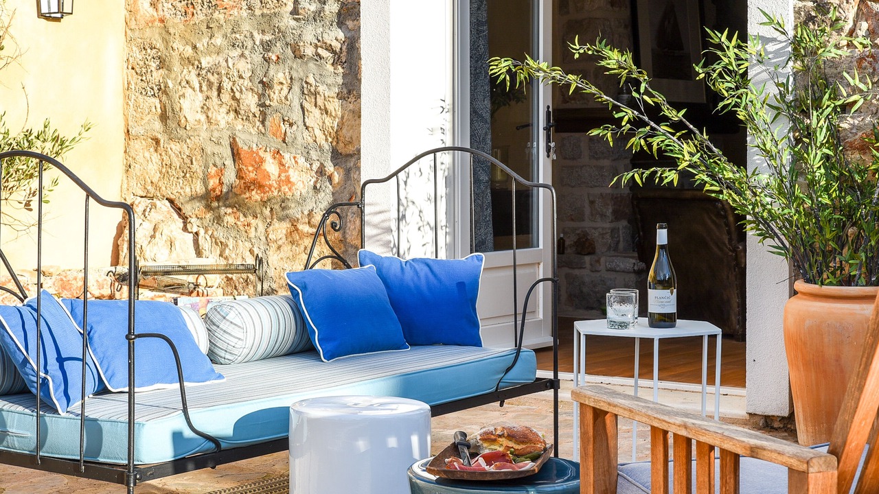 Photo of Patio Balcony in Vrisnik