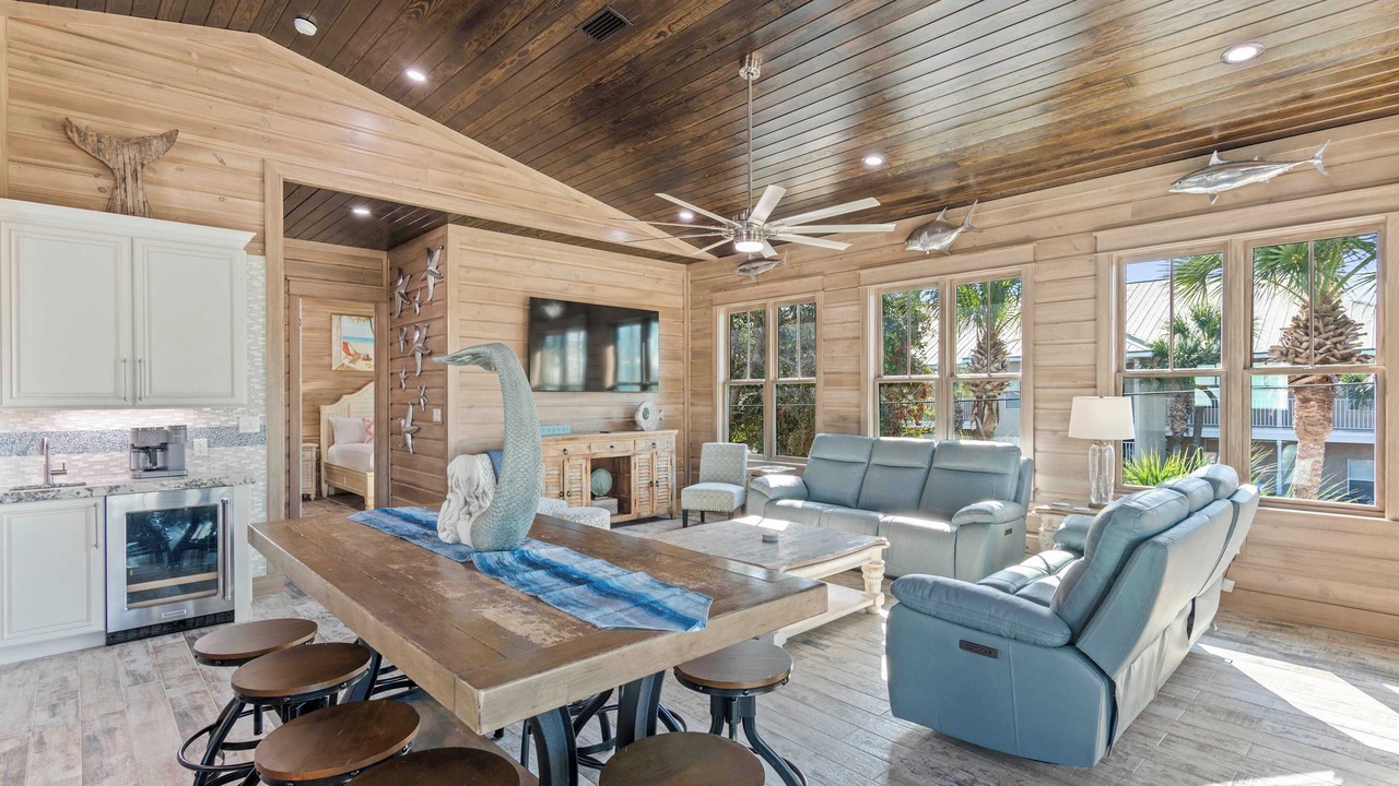 Photo of Livingroom in Crystal Beach