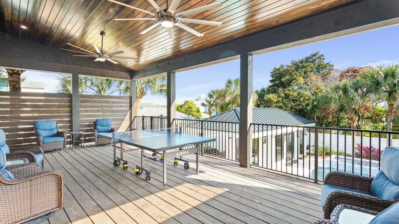 Photo of Patio Balcony in Crystal Beach