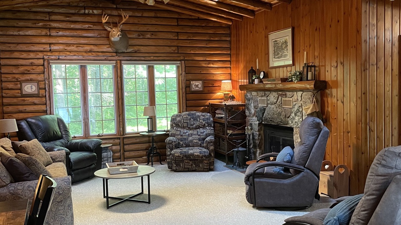 Photo of Bedroom in Gaylord