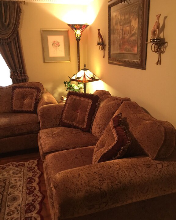 Photo of Livingroom in Eureka Springs Historic District