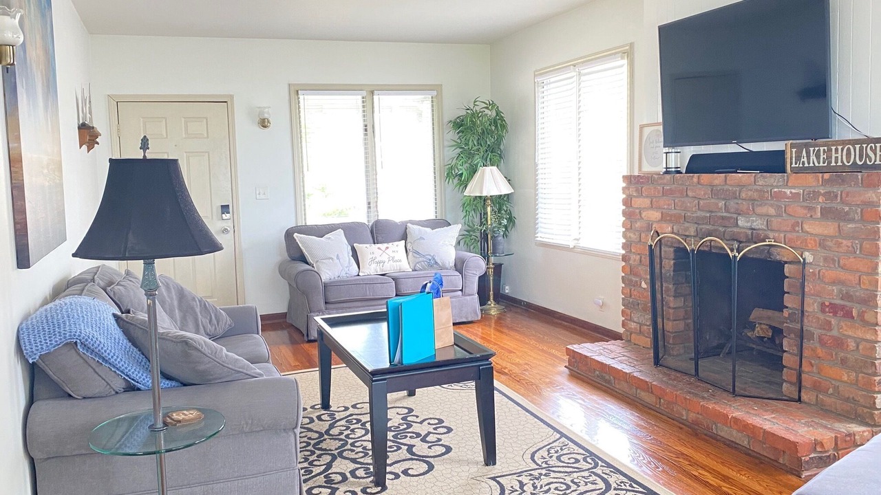 Photo of Livingroom in New Baltimore