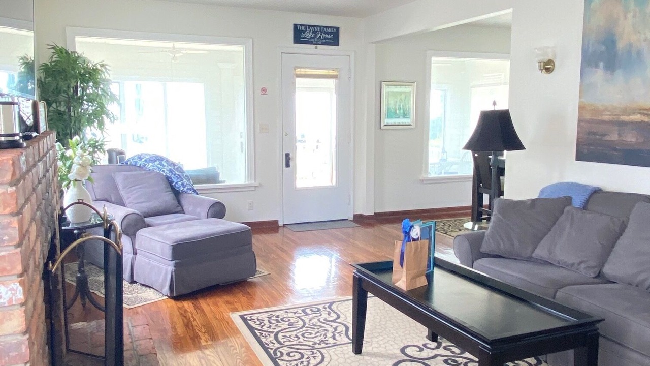 Photo of Livingroom in New Baltimore