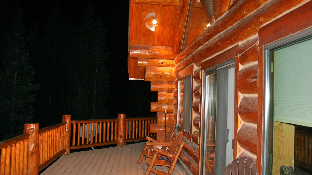 Photo of Patio Balcony in Quandary Village