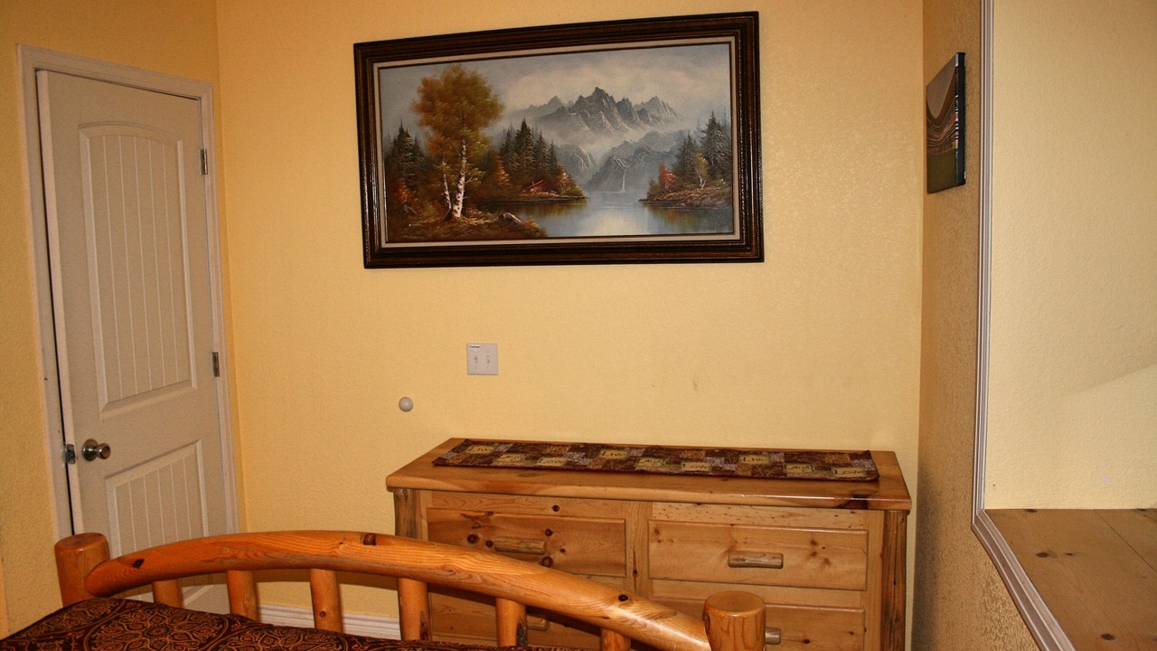 Photo of Bedroom in Quandary Village