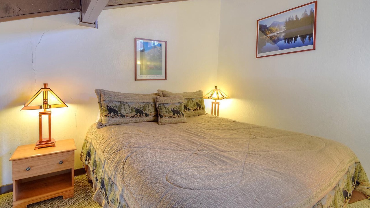 Photo of Bedroom in Yosemite West