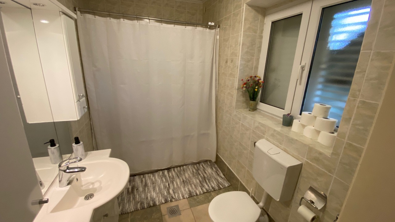 Photo of Bathroom in Gornji Kono