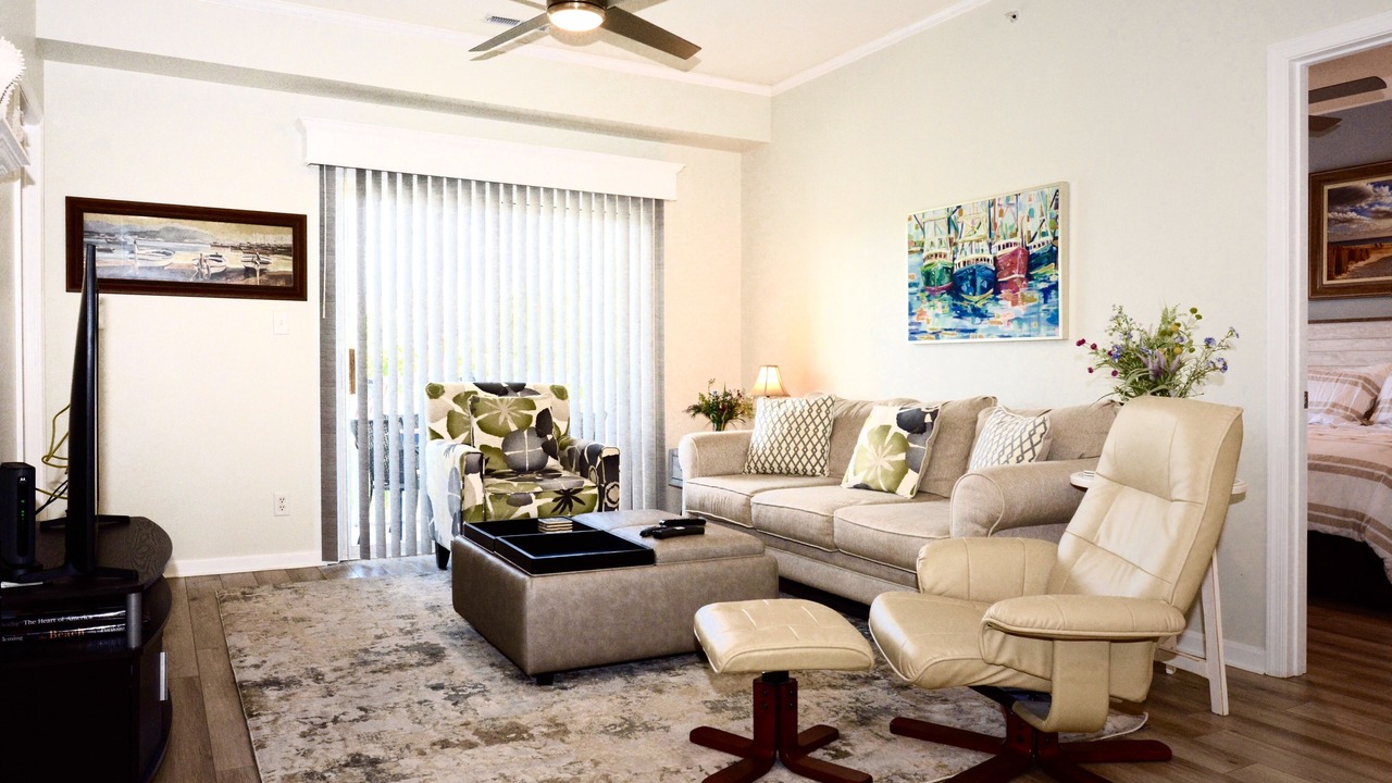 Photo of Livingroom in Villages of Five Points