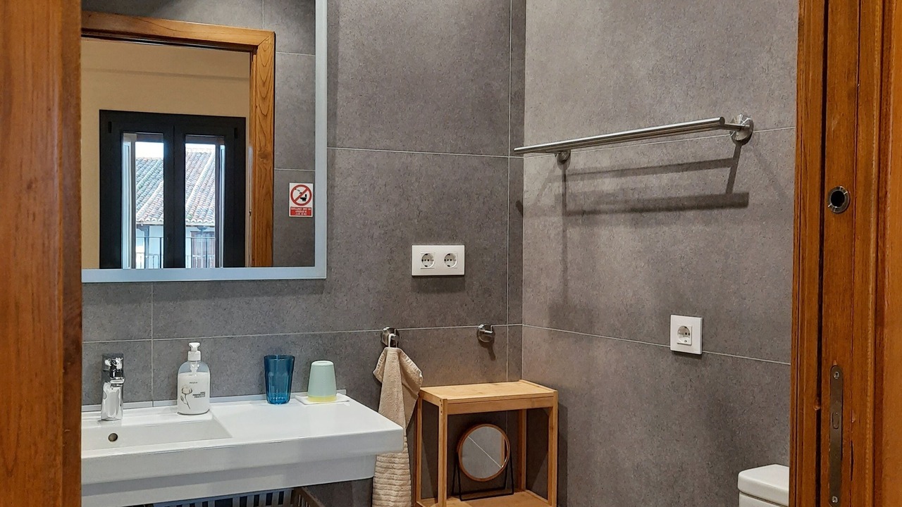 Photo of Bathroom in Cuacos de Yuste