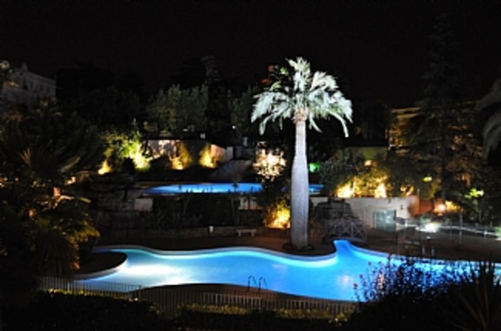 Photo of Patio Balcony in California - Pezou