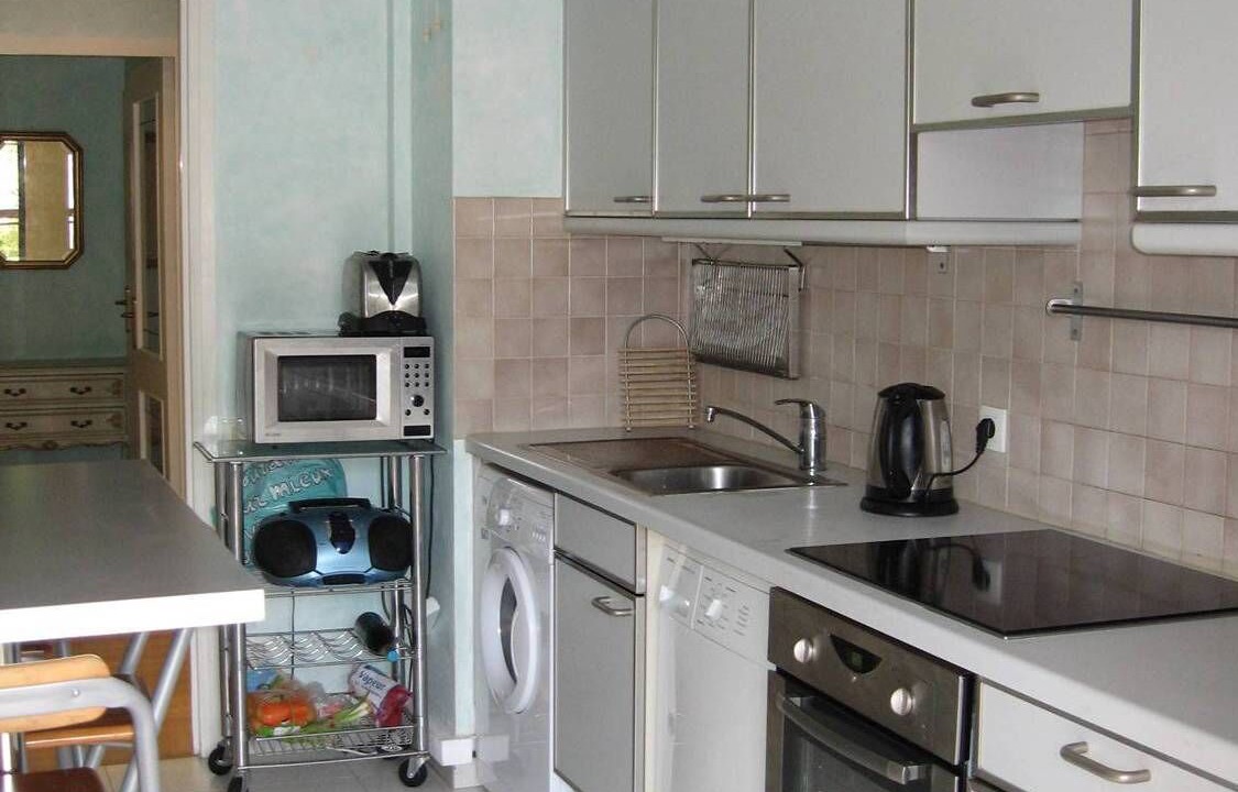 Photo of Kitchen in California - Pezou