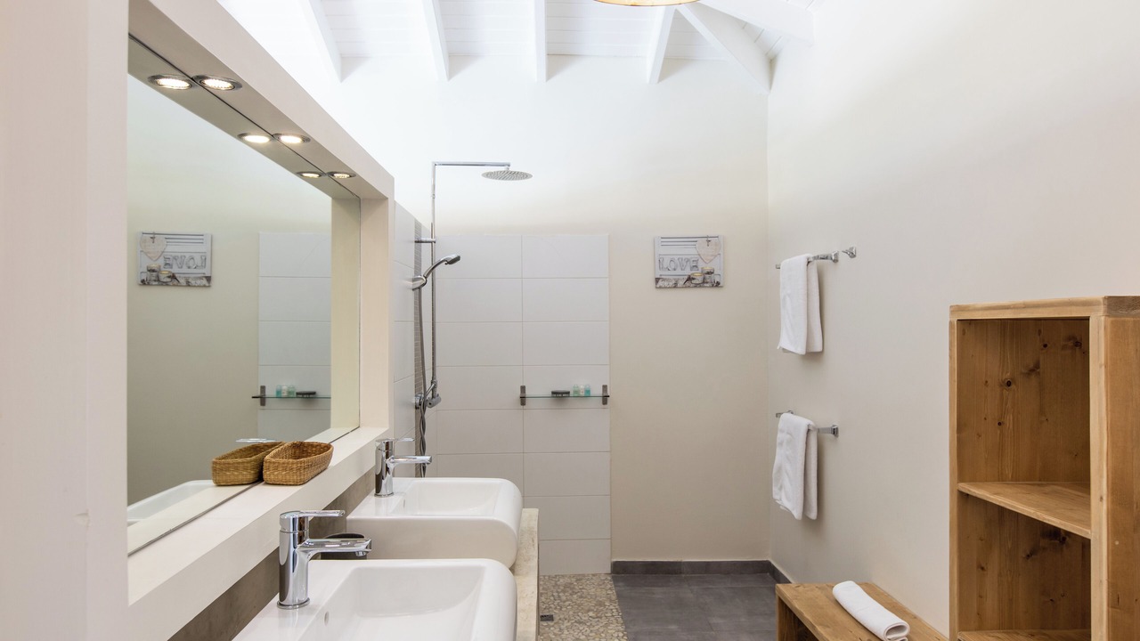 Photo of Bathroom in Orient Bay