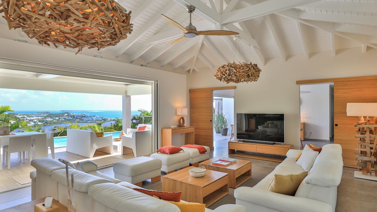 Photo of Livingroom in Orient Bay