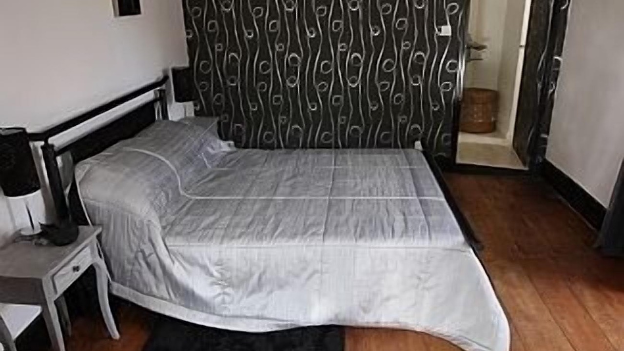 Photo of Bedroom in Latoue