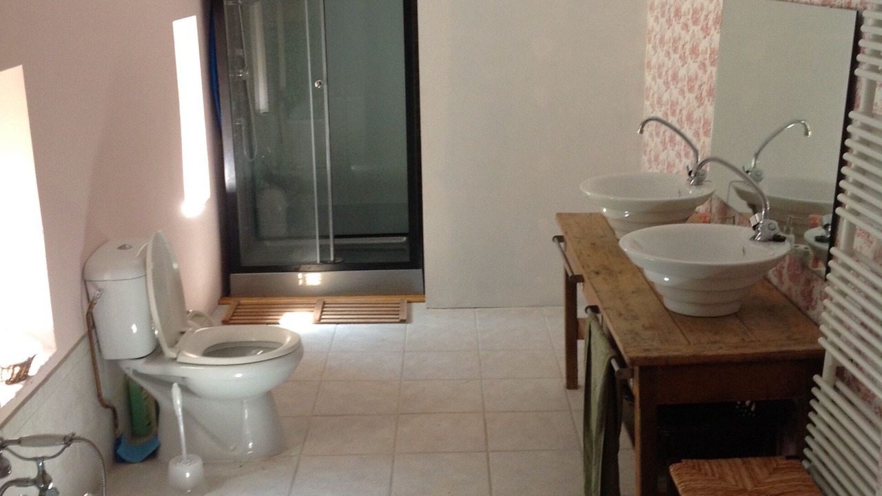 Photo of Bathroom in Latoue