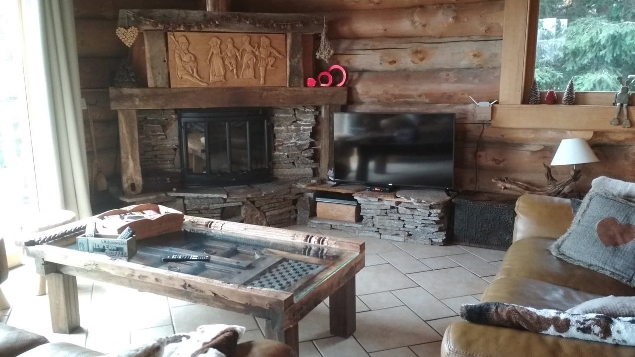Photo of Livingroom in Pyrenees 2000
