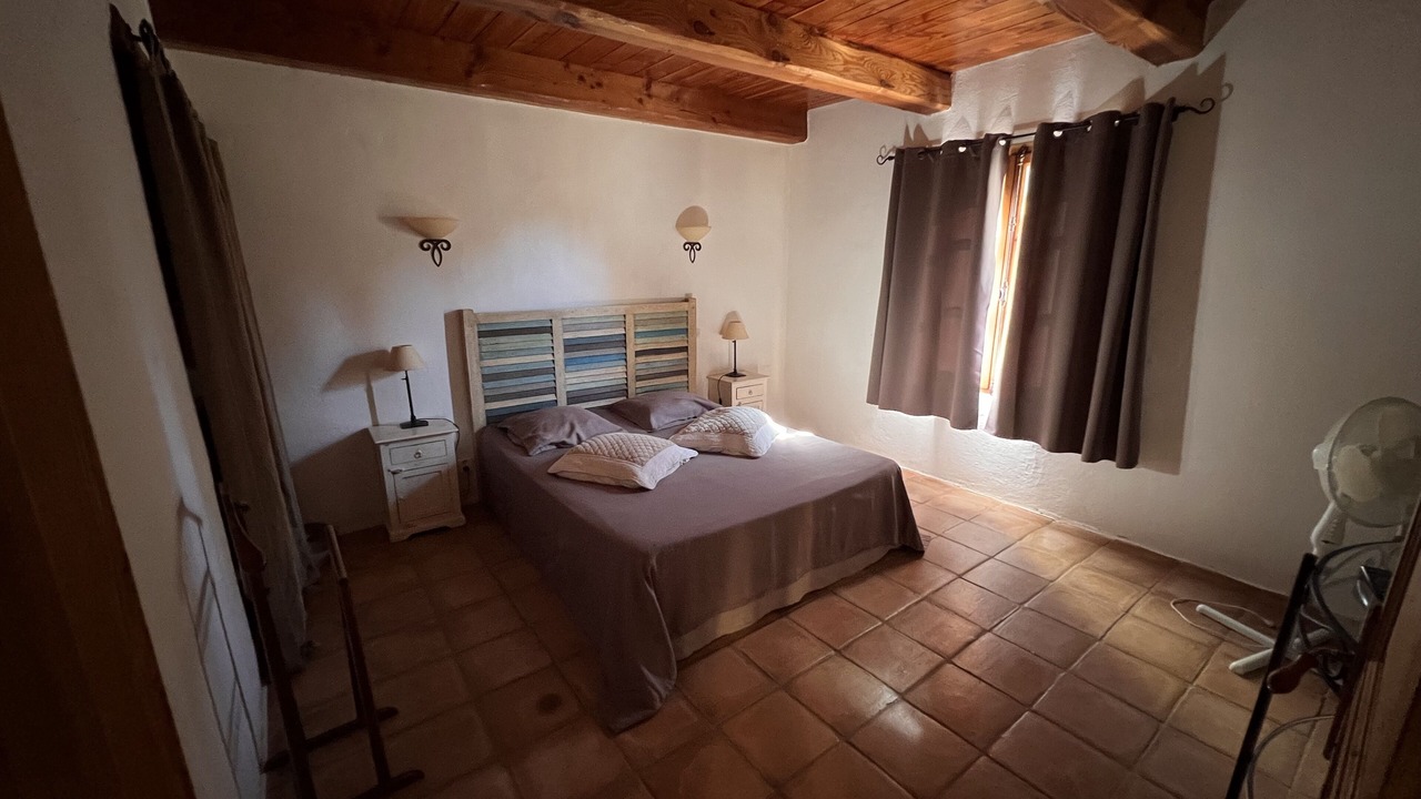 Photo of Bedroom in Saint-Andre-d'Olerargues