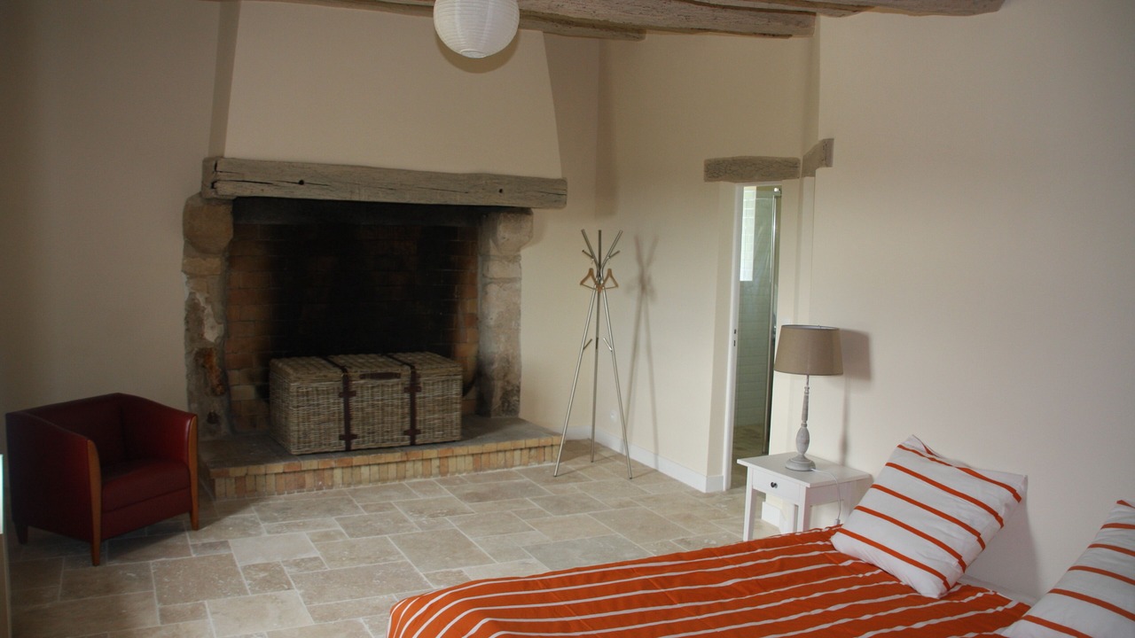 Photo of Bedroom in Ambillou