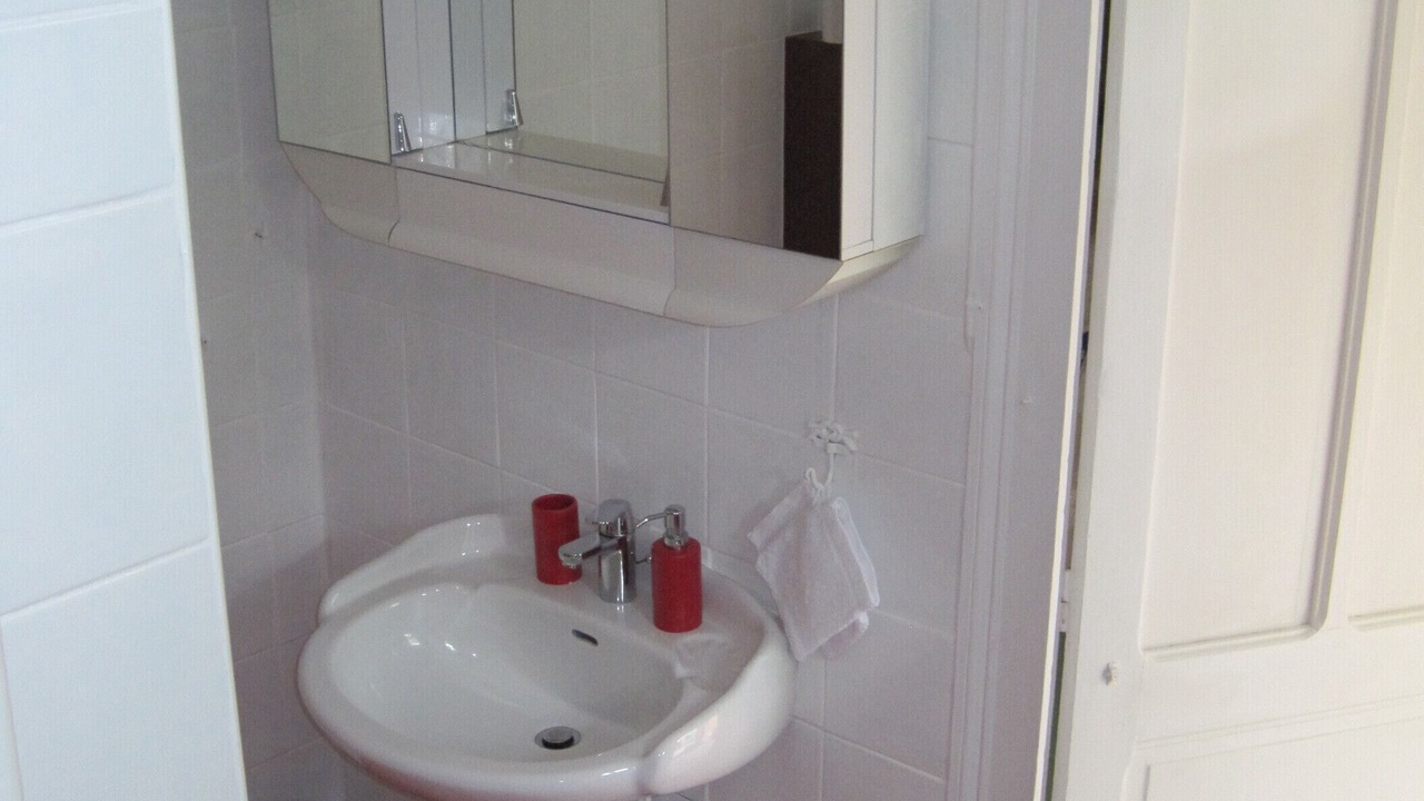Photo of Bathroom in Loches