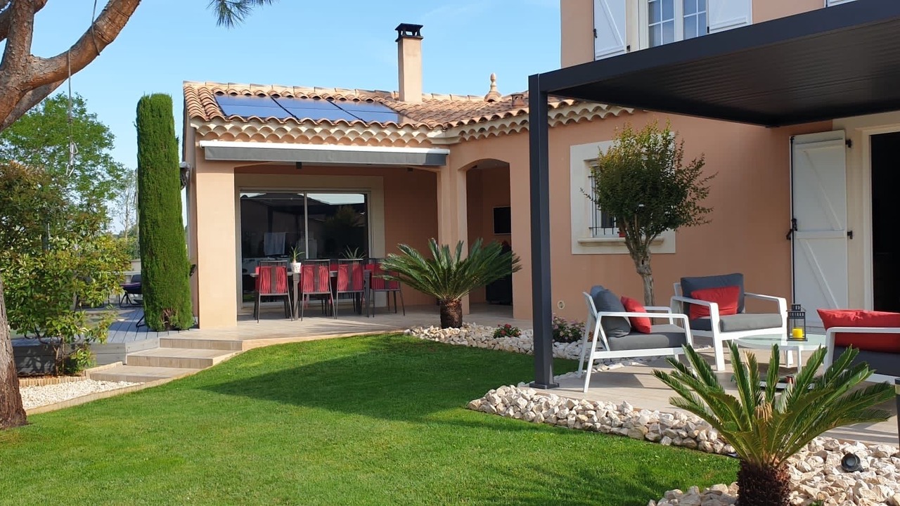 Photo of Outdoor in Entraigues-sur-la-Sorgue