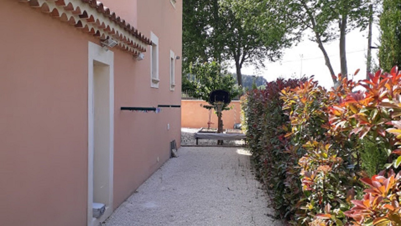 Photo of Outdoor in Entraigues-sur-la-Sorgue