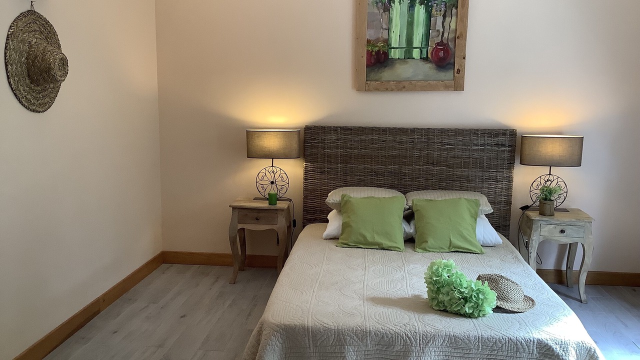 Photo of Bedroom in Pont-Saint-Esprit