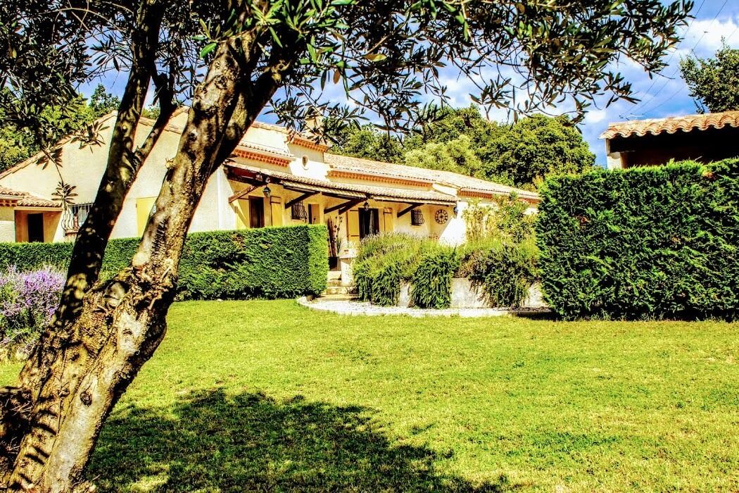 Photo of Outdoor in Pont-Saint-Esprit