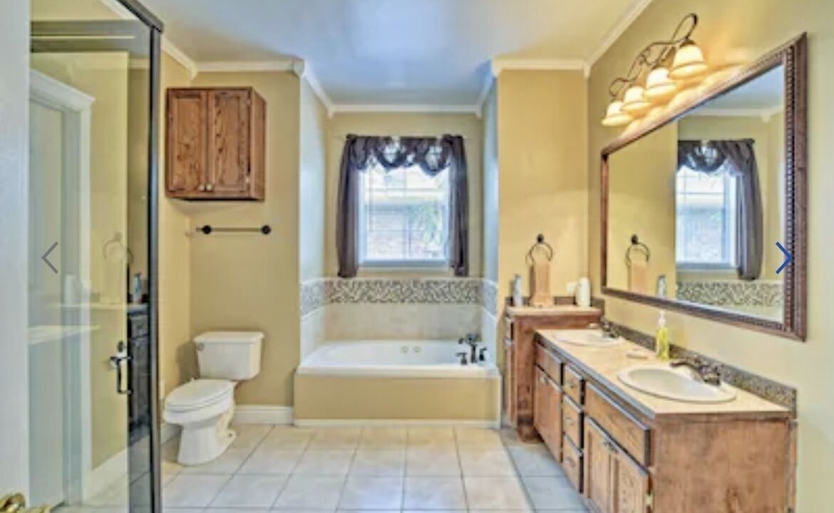 Photo of Bathroom in Benton