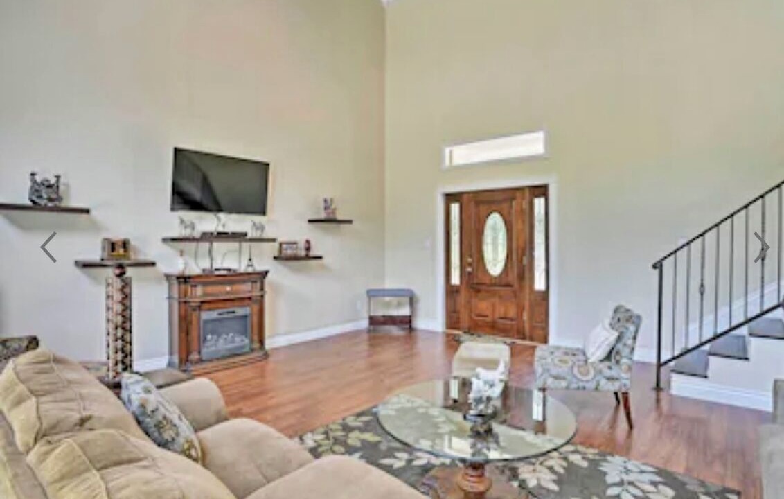 Photo of Livingroom in Benton
